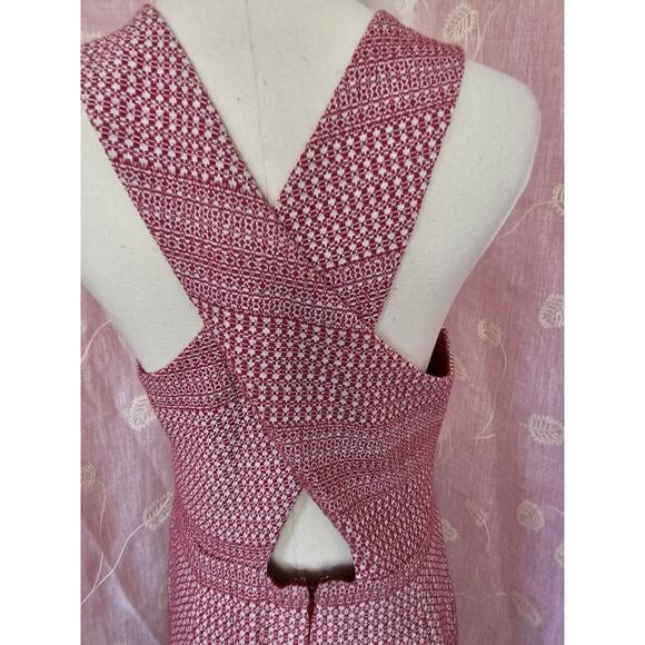 Banana Republic Sleeveless Jacquard Knit Cross Back Flounce Sheath Dress sz 6 - Picture 6 of 6